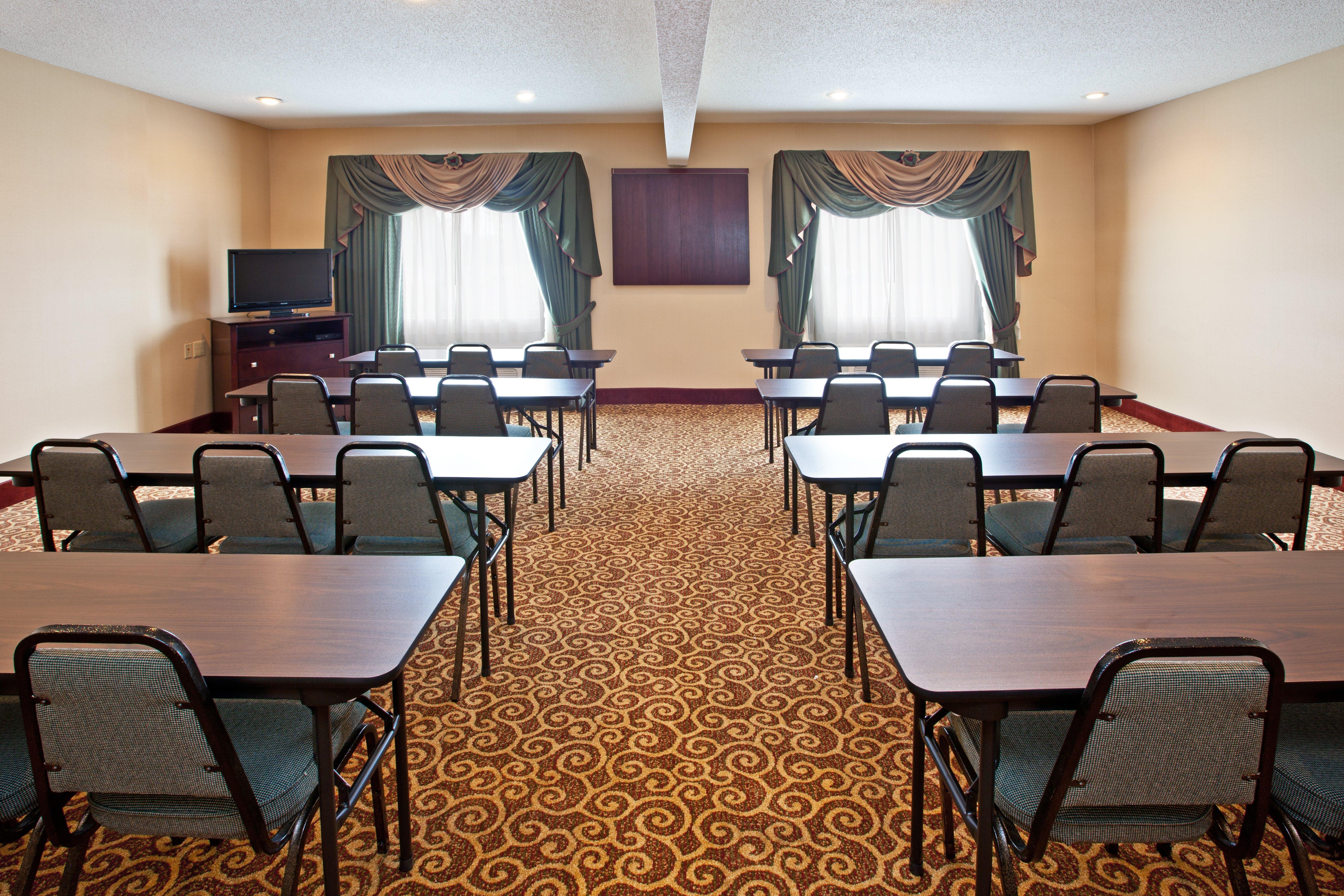 Holiday Inn Express Hotel & Suites Cincinnati-North/Sharonville Dış mekan fotoğraf