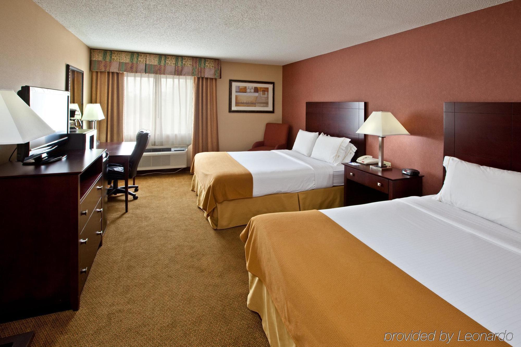 Holiday Inn Express Hotel & Suites Cincinnati-North/Sharonville Oda fotoğraf