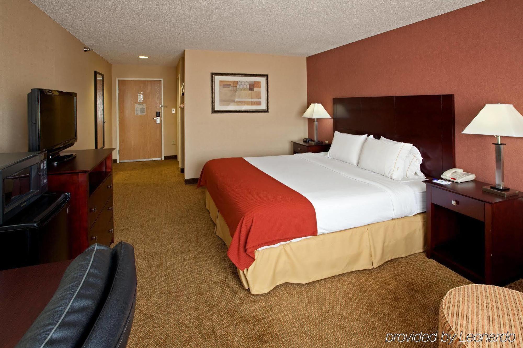 Holiday Inn Express Hotel & Suites Cincinnati-North/Sharonville Dış mekan fotoğraf